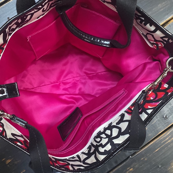 Coach Floral Flower Graffiti Poppy Shoulder Bag Tote F16914 - Picture 7 of 16